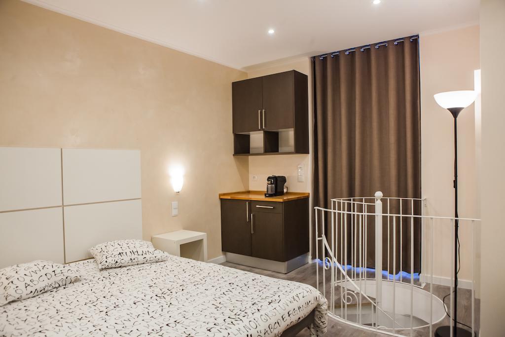 Rossio Suites Lisbon Room photo